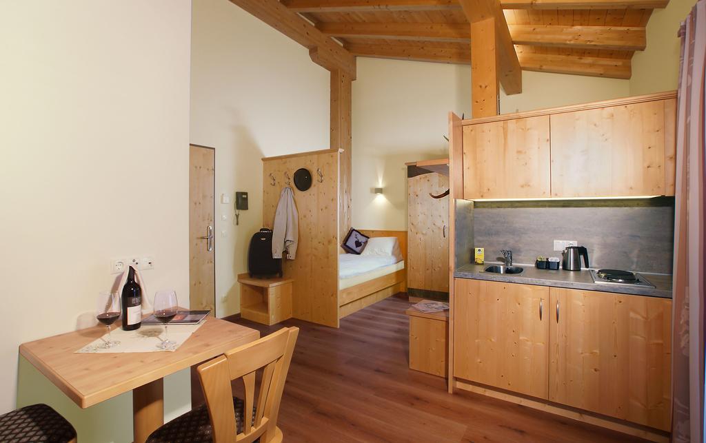 Haus Hintertux Otel Oda fotoğraf