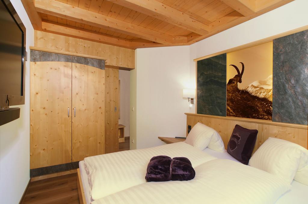 Haus Hintertux Otel Oda fotoğraf